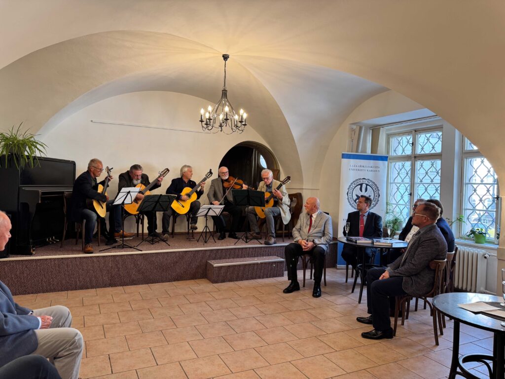 Křest nové učebnice "Základy ortopedie a traumatologie pohybového aparátu"