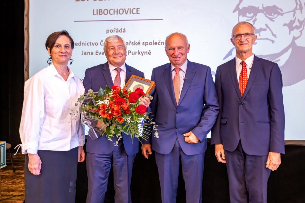 Profesor Vladimír Komárek oceněn Cenou Jana Evangelisty Purkyně