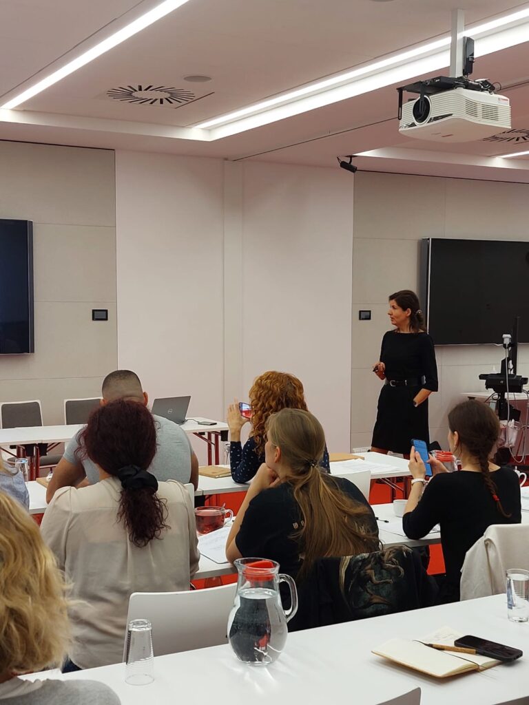 přednášky - Centrum cévních vstupů