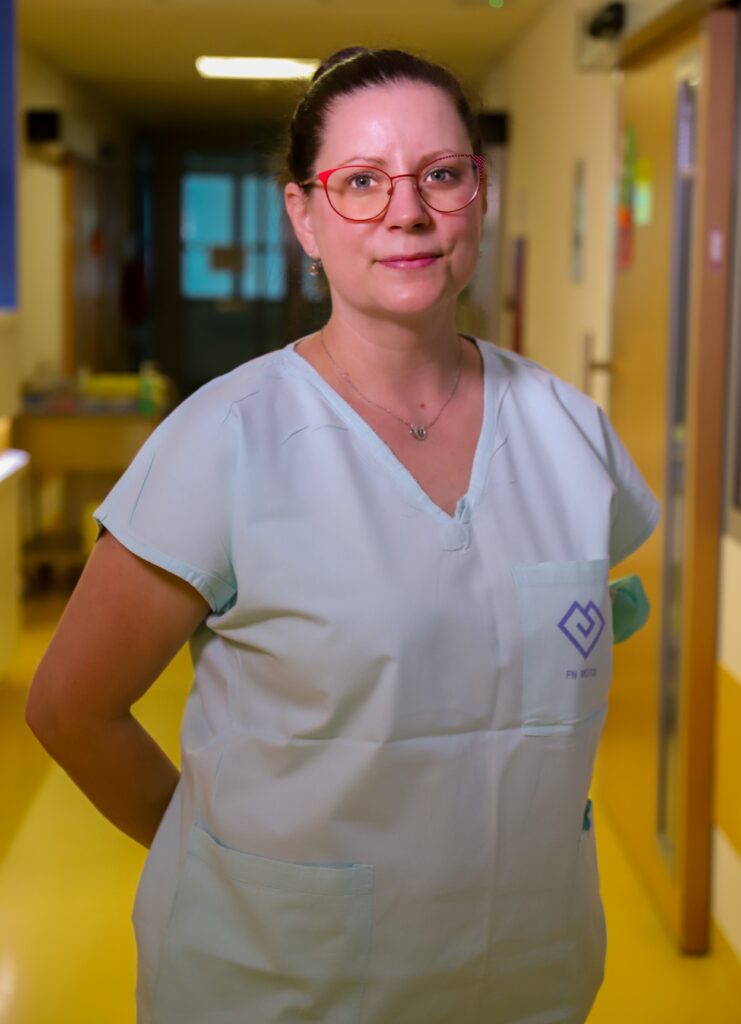 Ivana Dvorská, Dis.