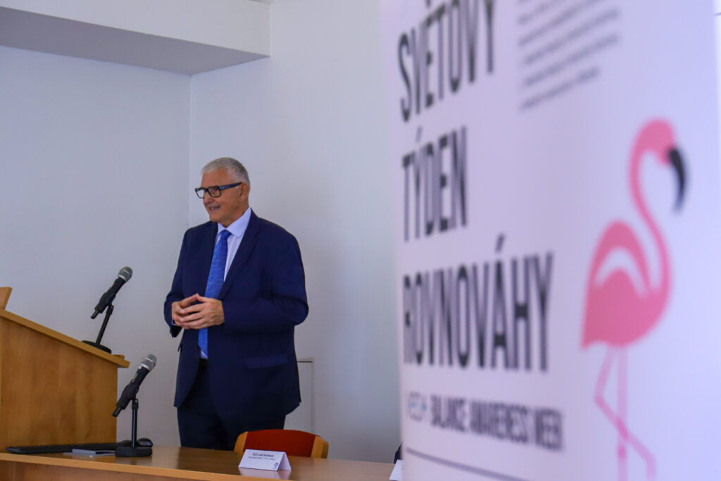Tisková konference ke Světovému týdnu rovnováhy 2025