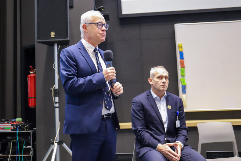 Izraelští experti sdíleli v Motole zkušenosti s řízením nemocnic a zásahy při hromadných neštěstích