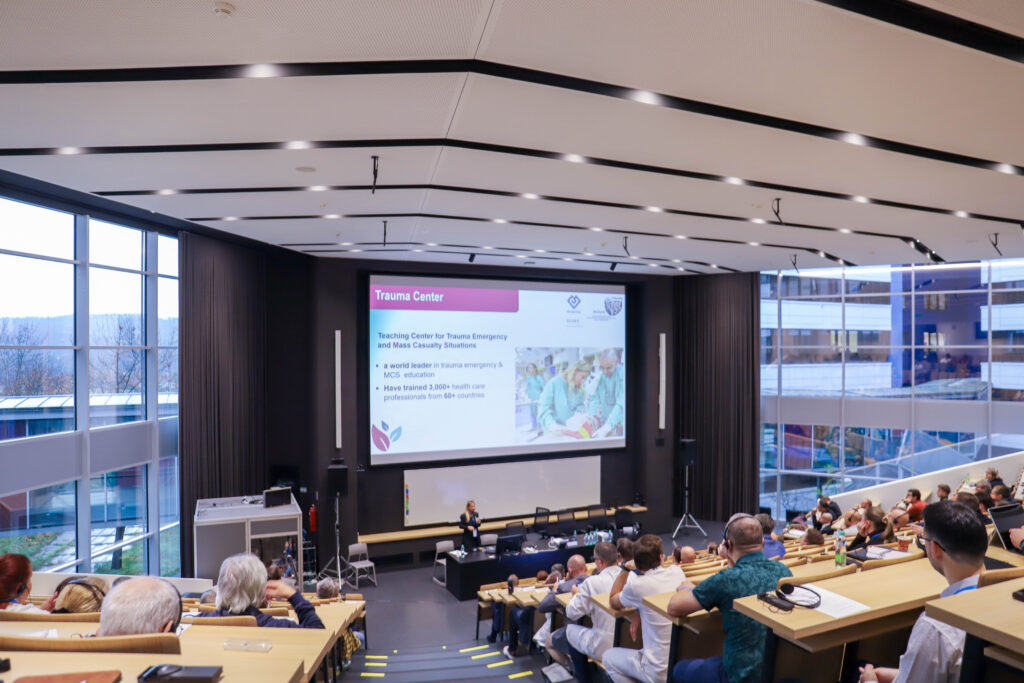 Izraelští experti sdíleli v Motole zkušenosti s řízením nemocnic a zásahy při hromadných neštěstích