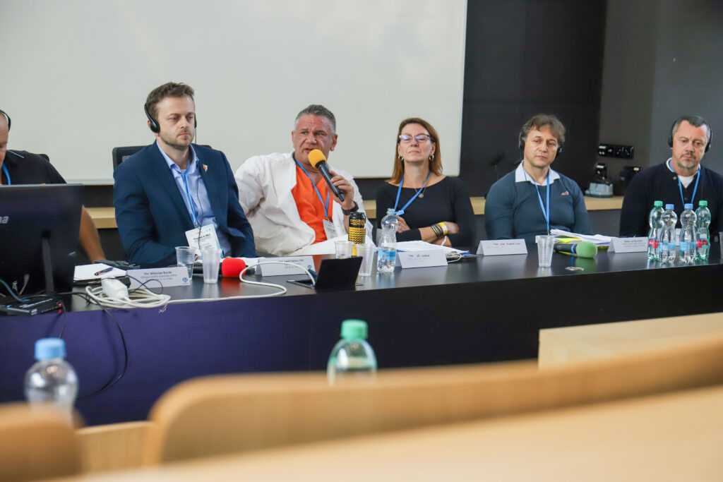 Izraelští experti sdíleli v Motole zkušenosti s řízením nemocnic a zásahy při hromadných neštěstích