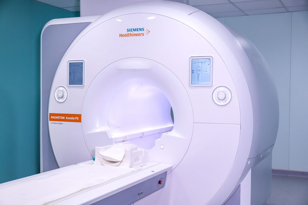 MAGNETICKÁ REZONANCE PRO DOSPĚLÉ