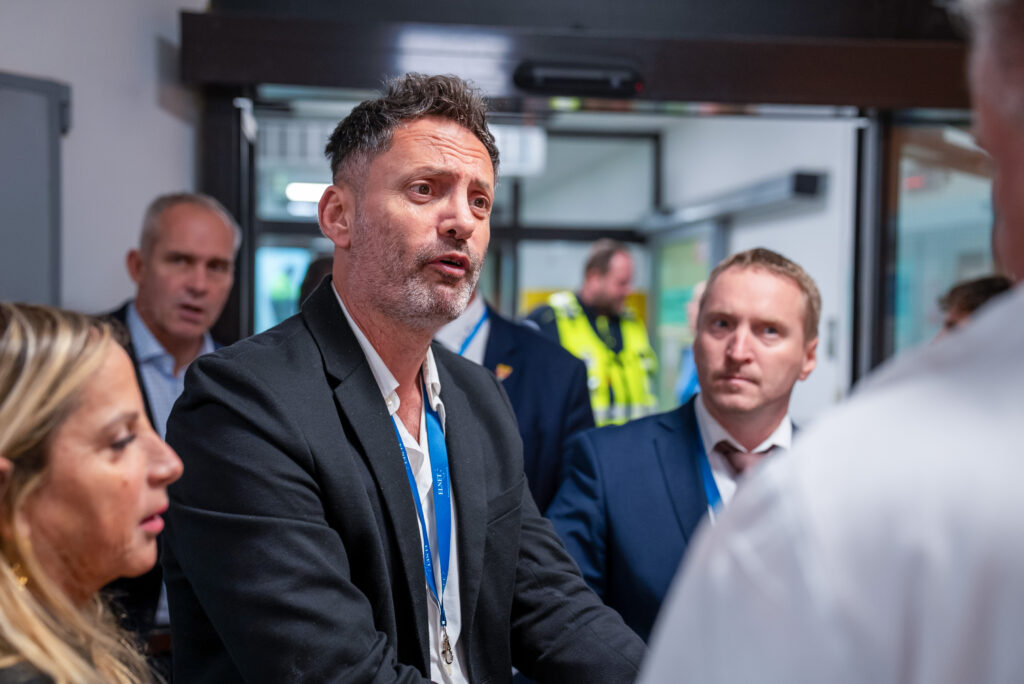 Izraelští experti sdíleli v Motole zkušenosti s řízením nemocnic a zásahy při hromadných neštěstích