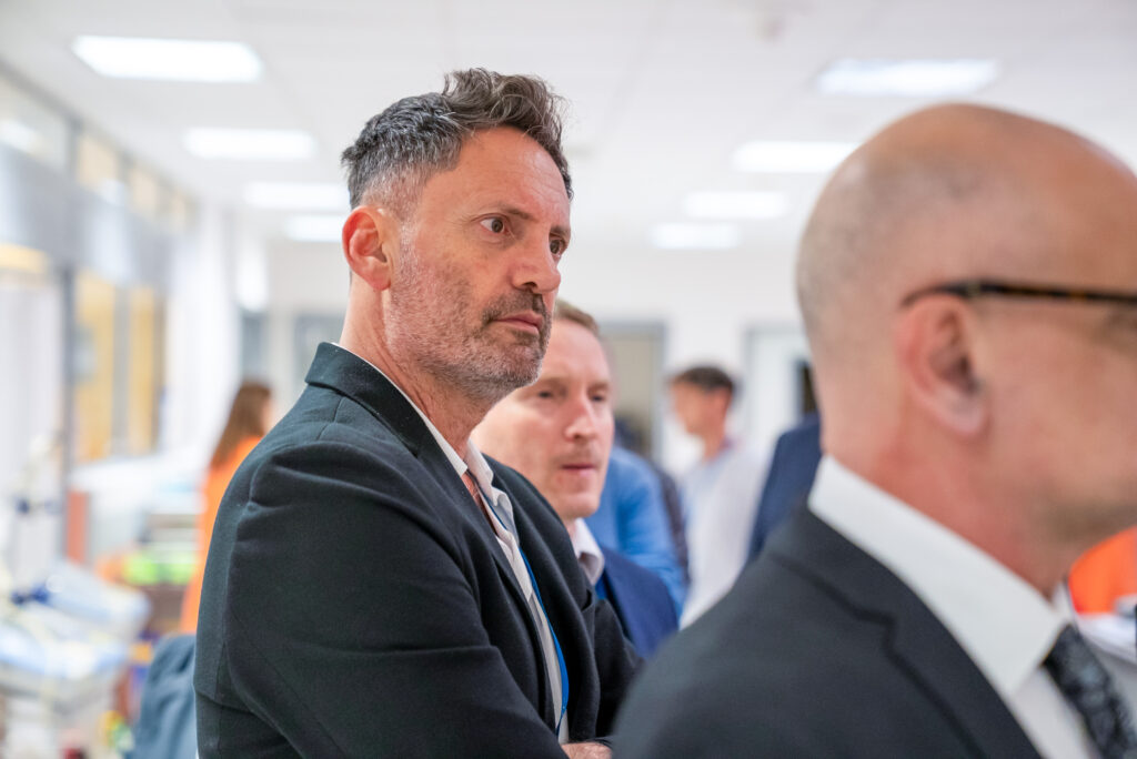 Izraelští experti sdíleli v Motole zkušenosti s řízením nemocnic a zásahy při hromadných neštěstích