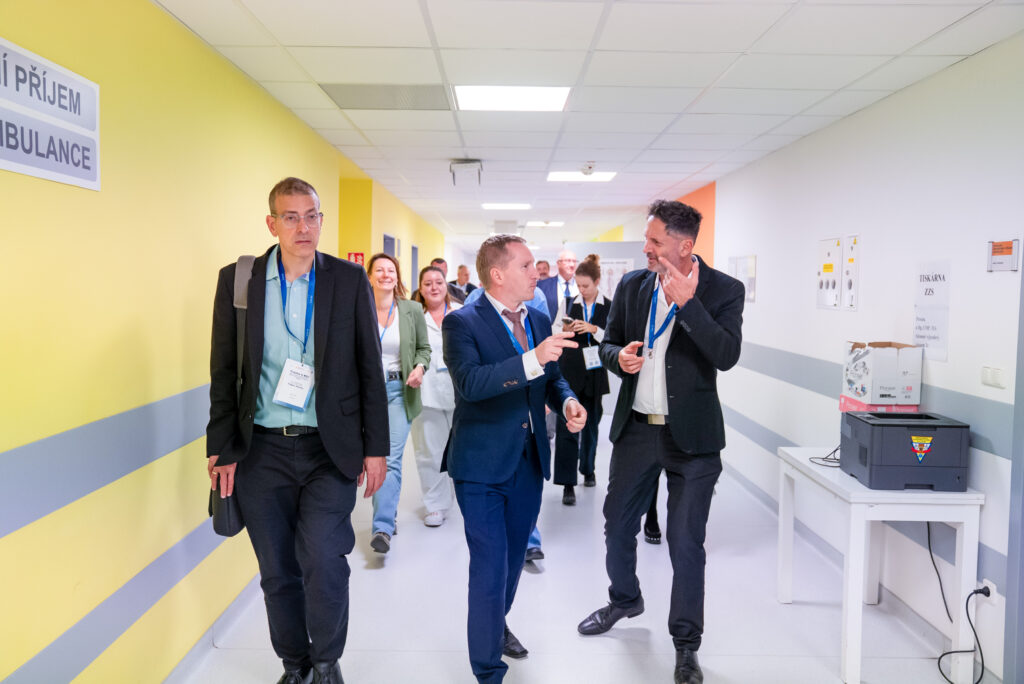 Izraelští experti sdíleli v Motole zkušenosti s řízením nemocnic a zásahy při hromadných neštěstích