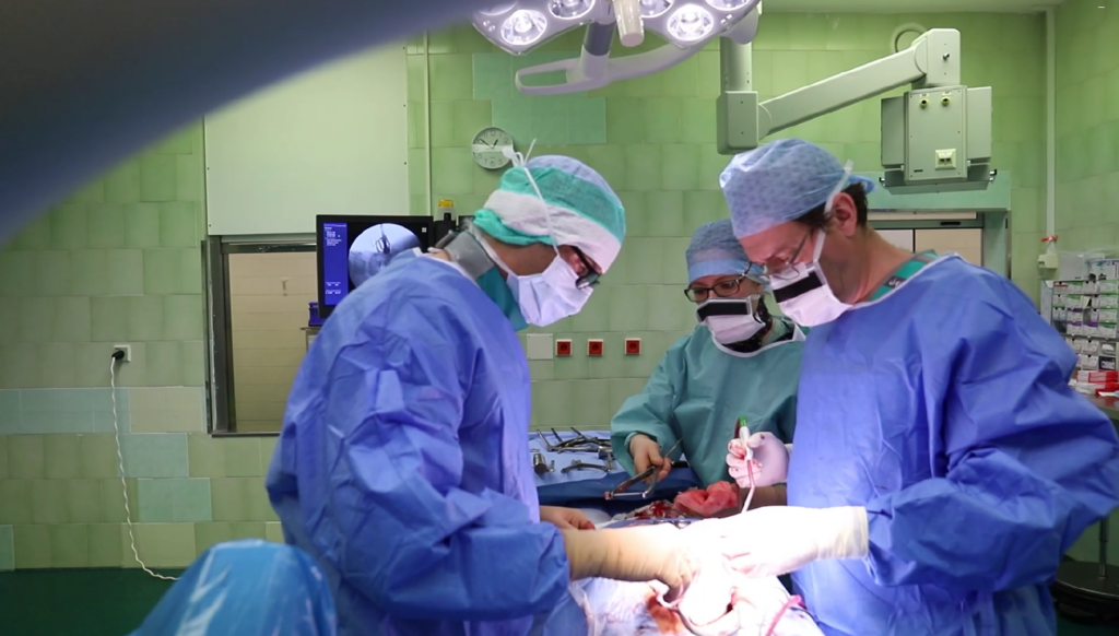 ilustrační foto - Sál spondylochirurgie