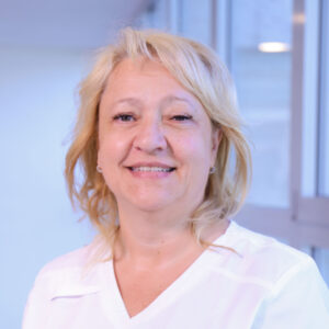 MUDr. Petra Hliňáková, Ph.D. MBA