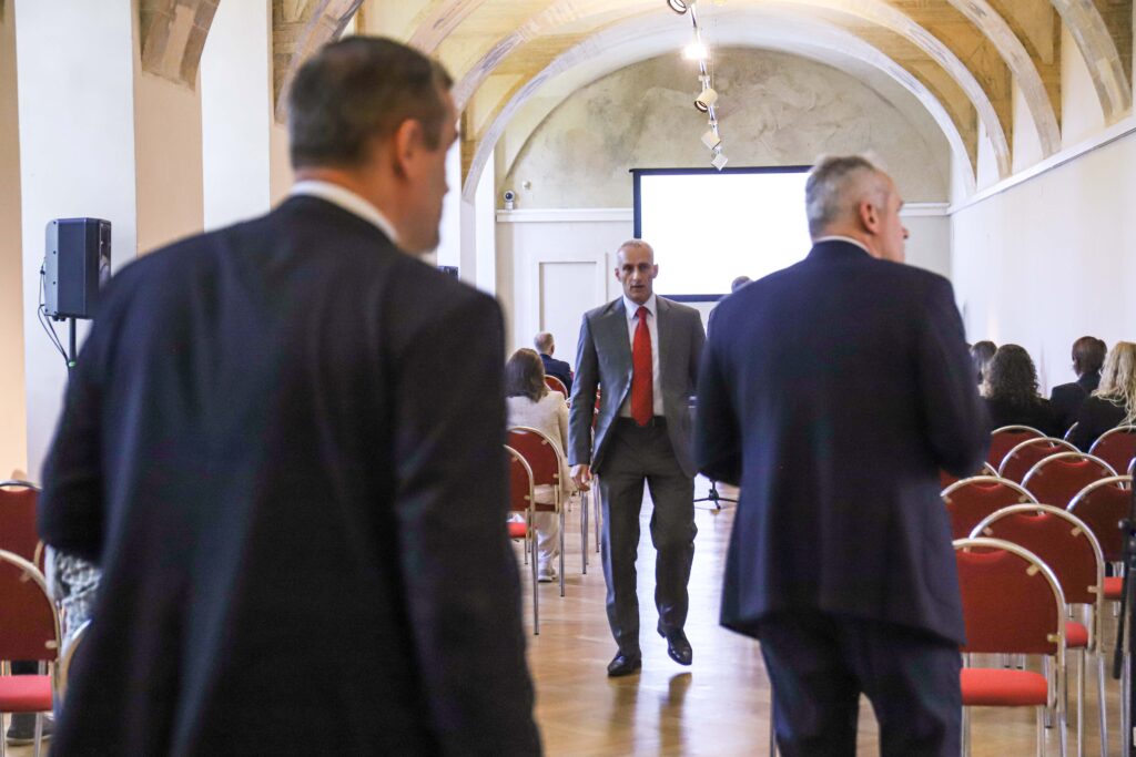 7. májové spondylochirurgické symposium otevřelo téma nádorového postižení páteře